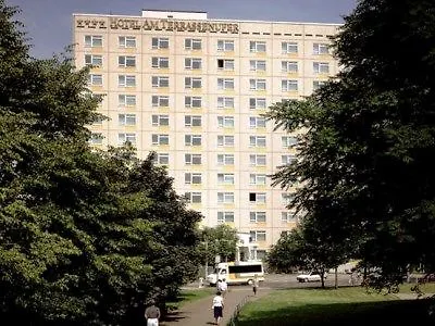 Hotel Am Terrassenufer Dresden 4*,