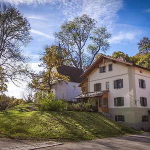 schlossgaststatte-hohenberg.com-bavaria.com/