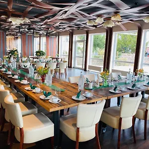 Bergwirtschaft Wilder Mann Und Restaurant Hotell