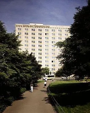 Hotel Am Terrassenufer Drezno